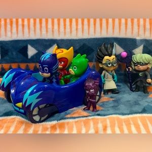 Pj Masks vehicle & figurines bundle